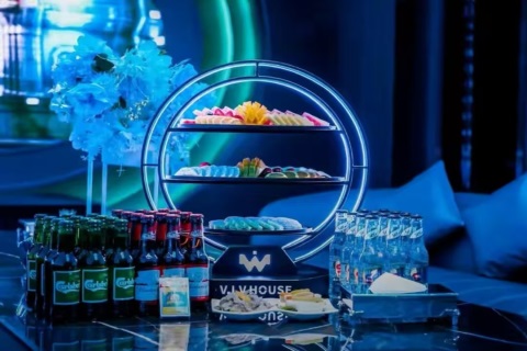 株洲夜场女模招聘！形象得体即可上岗